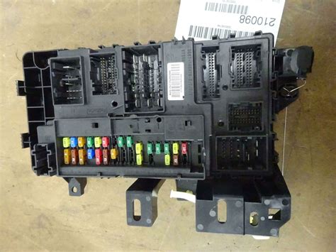 2006 ford taurus smart junction box|Ford 4L2Z.